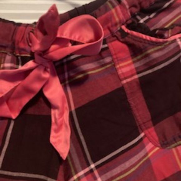Victoria's Secret Plaid Pajama Pants with Pink Tie - Picture 6 of 6